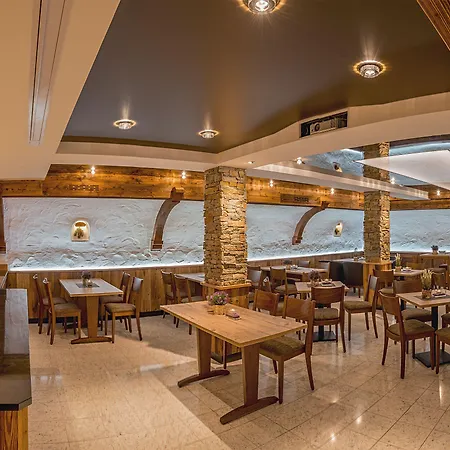 Otel Gronauer Tannenhof 3*